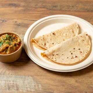 Chapati With Chicken Curry